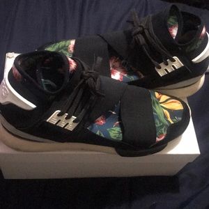 Floral Y3’s